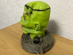 Halloween Animated Zombie Prop 11″ Tall LED Moves Sounds -🕹️Retro Gift Idea🕹️