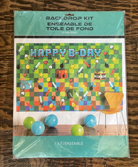 NEW TNT Pixel Party Video Game Birthday Decoration Deluxe Scene Setters Backdrop