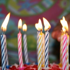 BEST PARTY EVER! Quick Light Birthday Candles – Amazing 4 pack, Multicolor