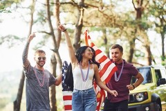 4th of July Accessories: 120pc Beaded Necklaces Party Favors