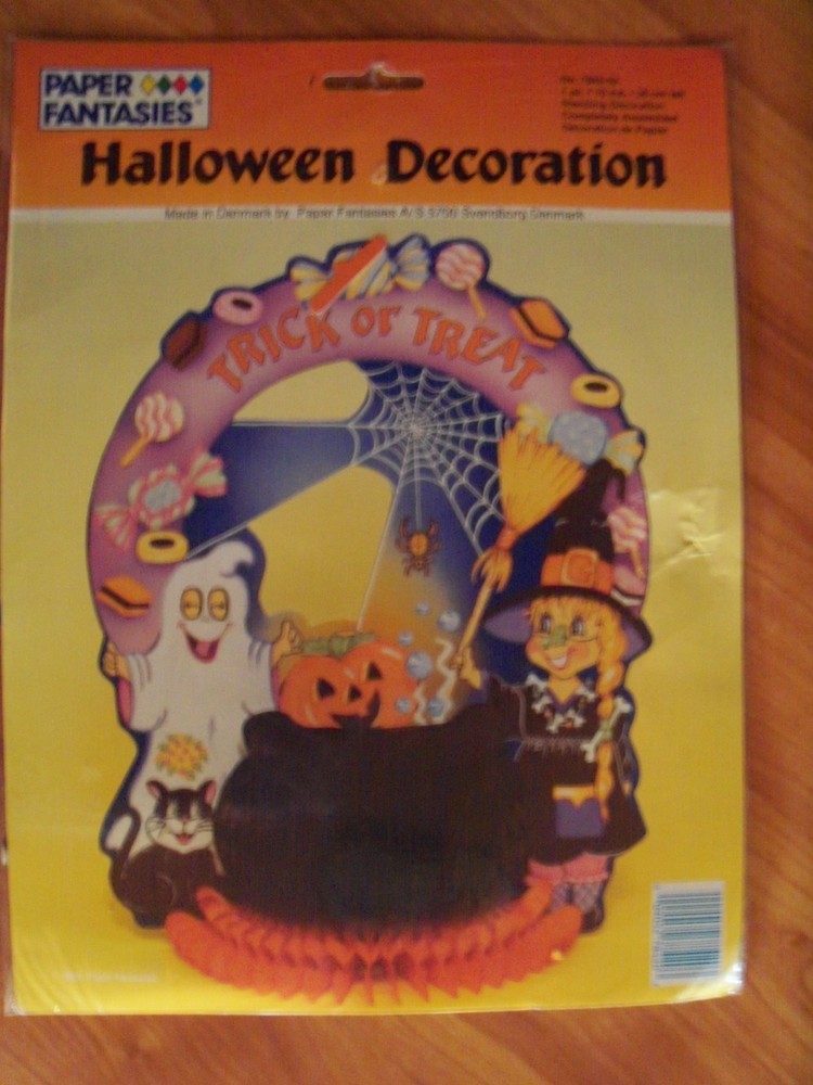10″ Halloween Centerpiece Decoration Vintage 1992 Paper Fantasies NOS Denmark