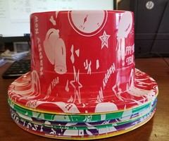 (10 HATS) «HAPPY NEW YEAR» ASSORTED PLASTIC PARTY TOP HATS CASINOS/PARTIES/BARS