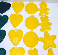 43 Plastic Balloon Weights Green Yellow Star Bear Heart Smile Vintage Zibi-Core