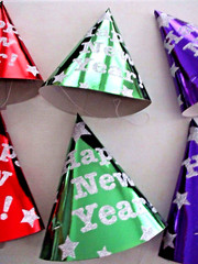 New 8 STANDARD SIZE New Year’s Eve CONE Elastic FOIL GLITTER STARS Party Hats