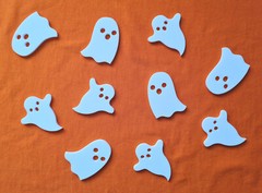 HALLOWEEN Reversable Party Decorations, Trick or Treat Goodies, Fun Craft Mix