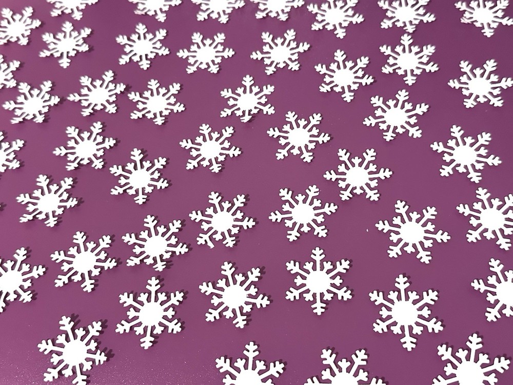 100 Pcs White Winter Snowflake Paper Made From Card Stock Paper Art and Craft