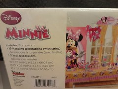Hallmark Party Decorative: Minnie Mouse Room Transformation Kit, 22 piece