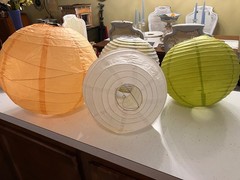 15 Paper Lanterns 4 colors 12″