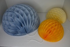 Spritz 3-Count Honeycomb Ball Decor Pack Blue/Yellow (Out of Packaging)