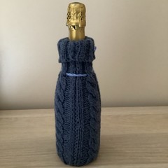 1 New Hand Knitted Blue Cable Pattern Wine Bottle Gift Bag