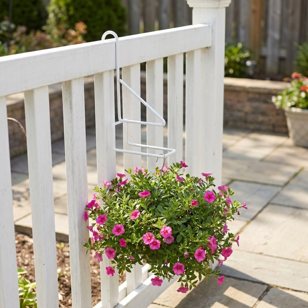 4Pcs Reusable White Iron Decorative Wall Hooks for Hanging Plants Lanterns