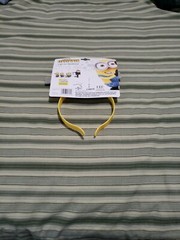 MINIONS TABLE DECORATION KIT AND LIGHT UP HEADBAND