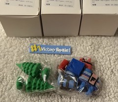Battle Royale Video Game Cake Toppers – 11 Piece Set for Themed Birthdays