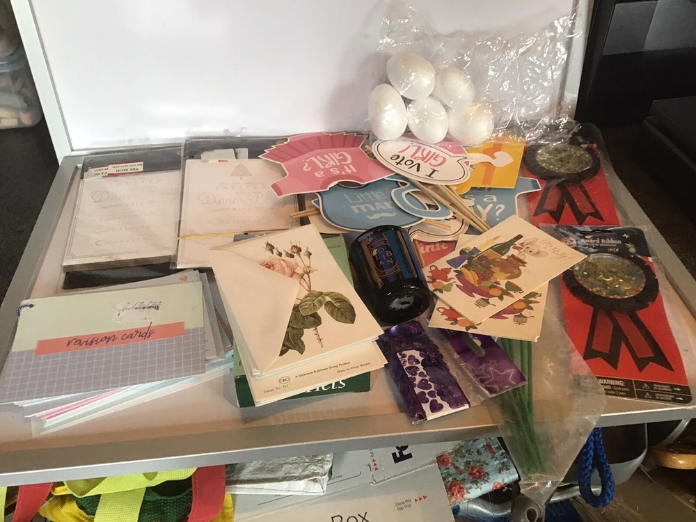 party decorations Mixed Lot Cards Est