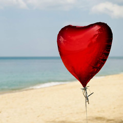 32Inch Red Heart Balloons TWO Pack THEPARTYBALLOON Shiny Foil Wedding Decoration