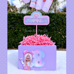 Roblox Centerpieces, Girl Roblox birthday party, Gamer girl party supplies
