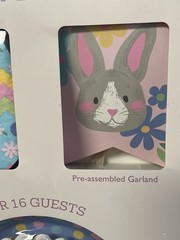60 Piece Easter Table Kit For 16 Guests/Easter Garland And Activity Table Runner