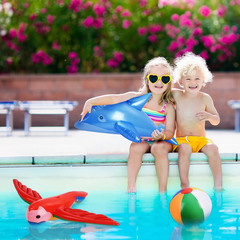 57 Pieces Inflatable Luau Party Set Includes Inflatable Palm Trees Banana Beach