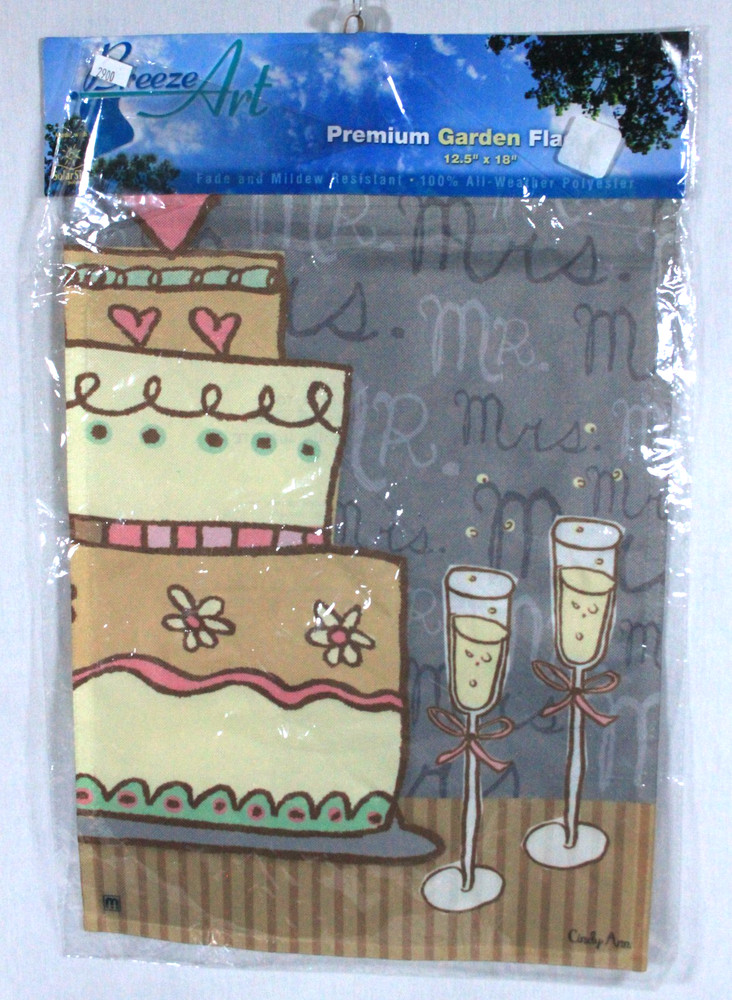 RARE! BREEZE ART SOLAR SILK POLYESTER WEDDING CAKE FLAG 12.5″ X 18″ NEW IN BAG