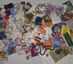 Huge 75 PIECE PARTY SUPPLY LOT ASSORTED NEW BALLOONS DECORATING PARTY FAVORS