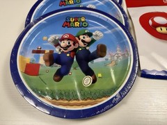 Super Mario Party Bundle – 3 Dinner Plates + 3 Paper Lanterns Birthday Supplies