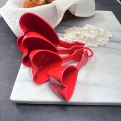 Supreme Housewares 1/4 to 1 cup (cups), tsp. 1 (spoons), Heart
