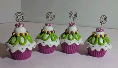 Rare Pier 1 Imports Bright Cupcake Card Holders (4) 4″T 2.75″W