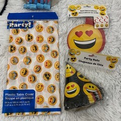 Emoji Party Supplies Set Tablecover Plates Hats Decorations Decor Headband NEW