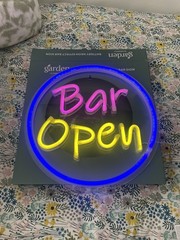 Garden ‘Bar open’ Neon Light Battery Operated Indoor & Outdoor – * Defect*