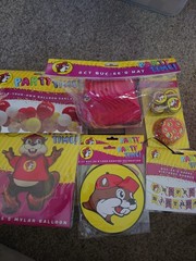 Buc-ee’s Birthday Party Supplies Bundle -New