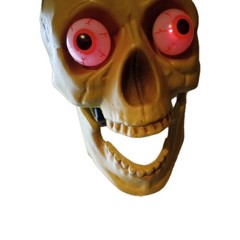 Vintage Plastic SKULL HEAD LIGHT UP Bulging Eyes Halloween decor hinged jaw