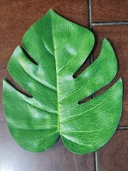 (LOT OF 110) Hawaiian Luau Party Decorations Banners, Centerpieces, Plates, More