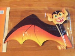 24″ Bat Halloween Honeycomb Hanging Decoration Vintage Paper Fantasies NOS