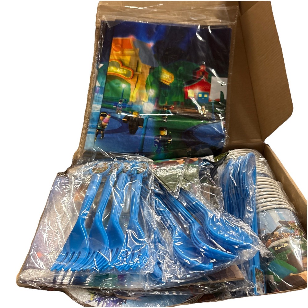 Roblox Party Kit Plates, Silverware Cups,Balloons, Napkins And Decorations