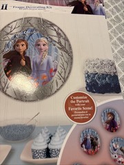 Frozen 2 Decoration Set New/ Nature is magical