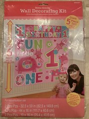 ONE WILD GIRL Scene Setter Party Decorations Fun to be One Animals Wall Backdrop