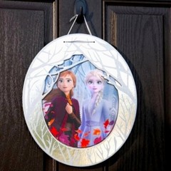 Frozen 2 Frame and Cutout Decorating Kit