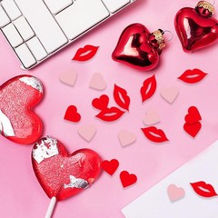 200 love red lip confetti, romantic wedding Valentine’s Day bride Anniversary…