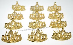 12 PRINCESS GOLD CROWNS MINI PLASTIC TIARA PRINCESS BIRTHDAY FAVORS RECUERDOS