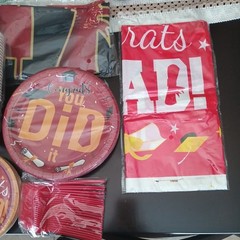 193 Piece Congrats Grad Maroon And White Party Set. Brand New And Ships Free!