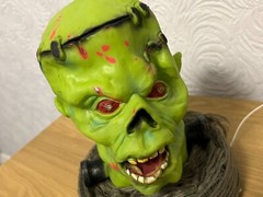 Halloween Animated Zombie Prop 11″ Tall LED Moves Sounds -🕹️Retro Gift Idea🕹️