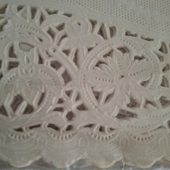 1970s Set 20 Roylcraft USA Lace Paper Embossed Placemat Mats Wedding Tea Time
