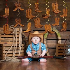 Western Cowboy Party Decorations Themed Hanging Swirls Ceiling Streamer Prop