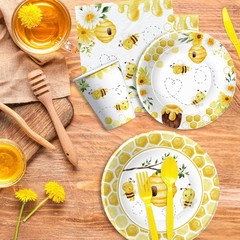 Bee Baby Shower Decorations Tableware – Bee Birthday Party Supplies, Paper Plate
