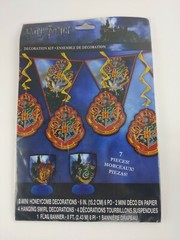 Harry Potter Decoration Kit 7 Pcs Mini Honeycomb Swirl Flag Banner New!