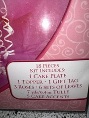 NIB Cake Decorating Kit 18 Pieces Plate Topper Roses Leaves Tulle & Accents
