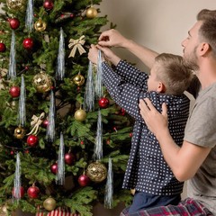 Silver Iridescent Christmas Tree Tinsel Icicles Foil Fringe 2500 Strands