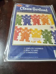 BEISTLE 12′ CLOWN GARLAND 1988 RAINBOW CLOWNS 55983 New In Sealed Package VTG