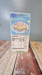 Peppa Pig Cupcake Decoration Kit Decorates 24 Cupcakes