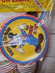 Disney Mickey Mouse BIRTHDAY Party Décor Set for 8 – Vintage – NEW Old STOCK